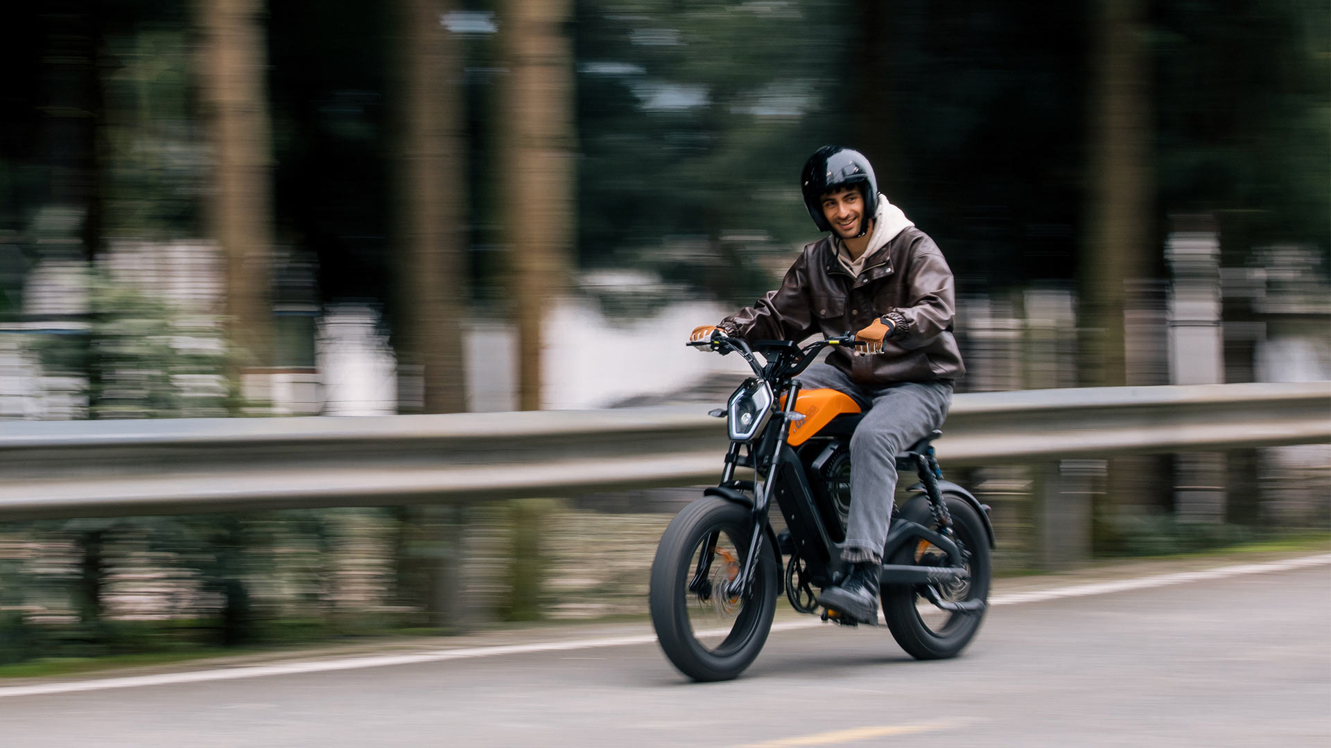 更高阶的AI智能跨骑电单车